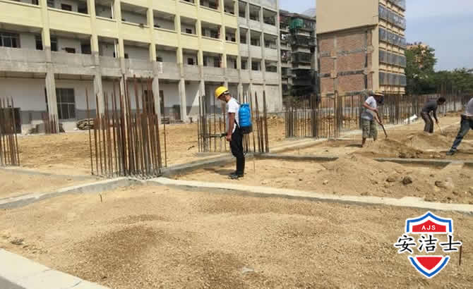 屯昌学校机关防治白蚁